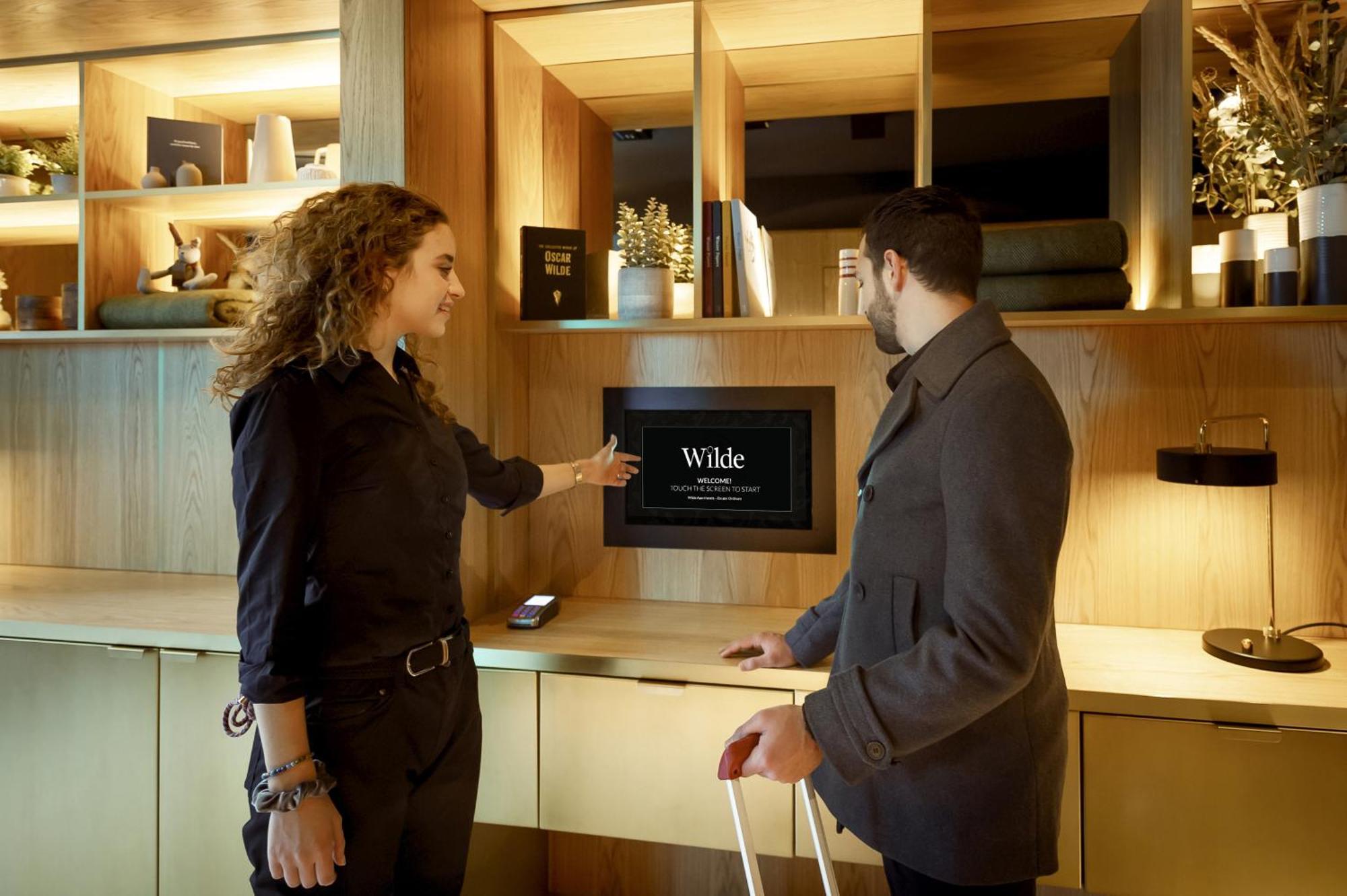 Wilde Aparthotels Berlin, Checkpoint Charlie Εξωτερικό φωτογραφία